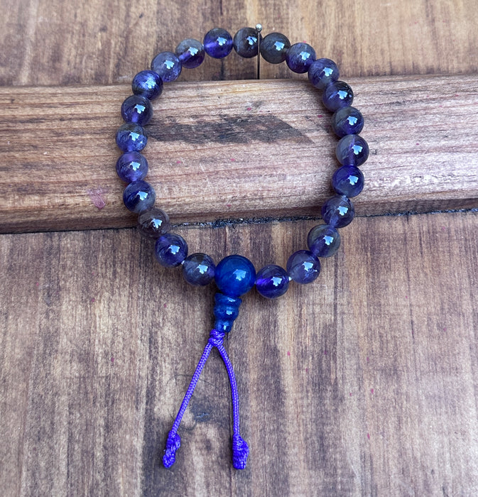 Bracciale di Amitista con Custodia di Seta