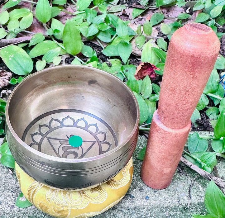 Campana tibetana con 3th chakra della Gola nota mi#5 656hz