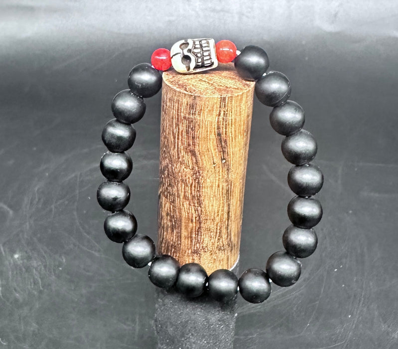 Bracciale tibetano con teschi