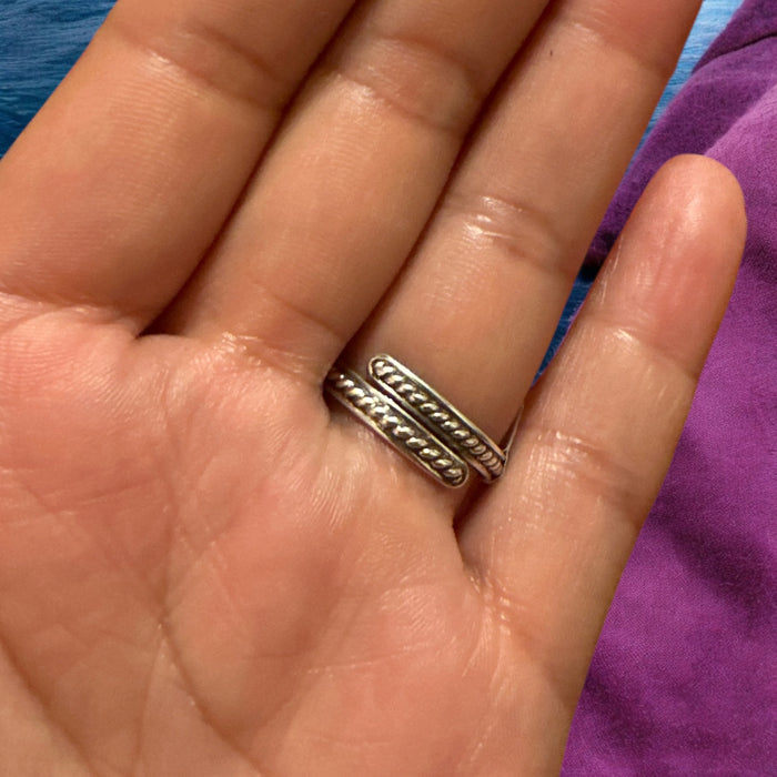 Anello di argento con quarzo rosa