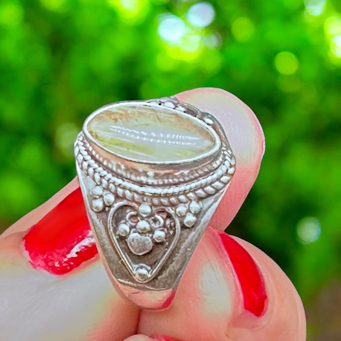 Anello in Argento 925 con Quarzo Rutilato Dorato – Fatto a Mano in Nepal, Taglia Unica