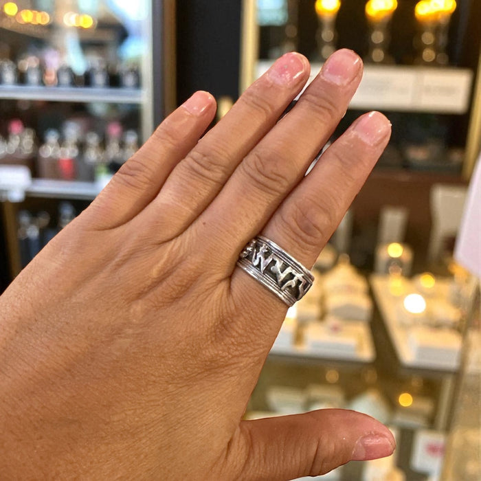 Anello con Om mani pedme hum (L)