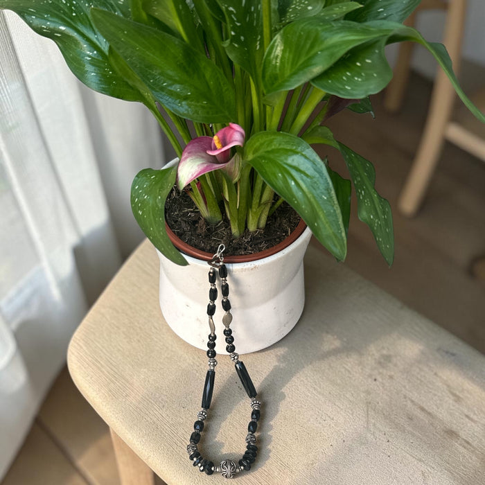 Collana tibetana con onice  nero