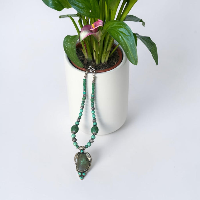 Tibetan choker necklace with dark turquoise