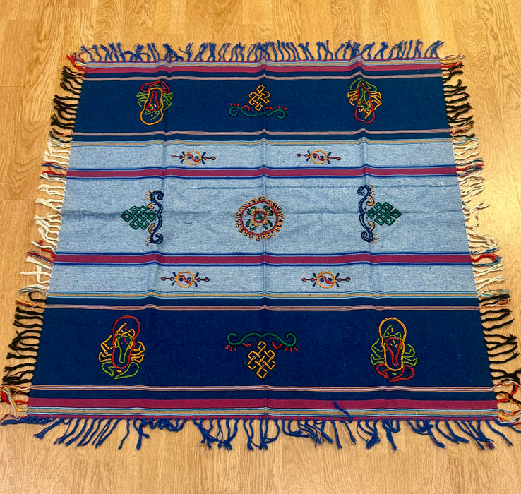 Tovaglia tibetana con ricamo di simboli buddisti