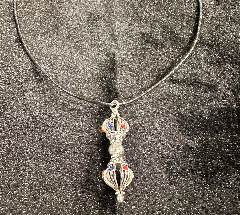 Ciondolo con vajra ( Dorje)