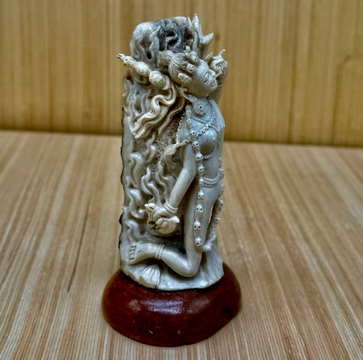 Vajrayogini inciso a mano