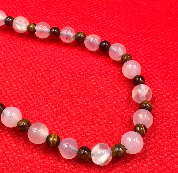 Collana con pietri
