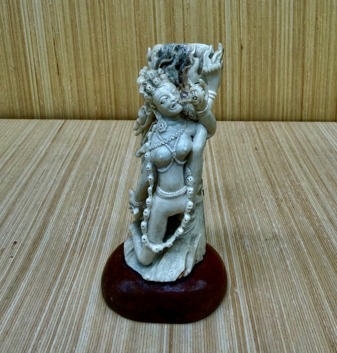Vajrayogini inciso a mano