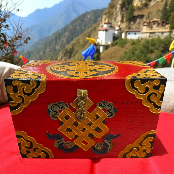 Scatola di legno a infinto