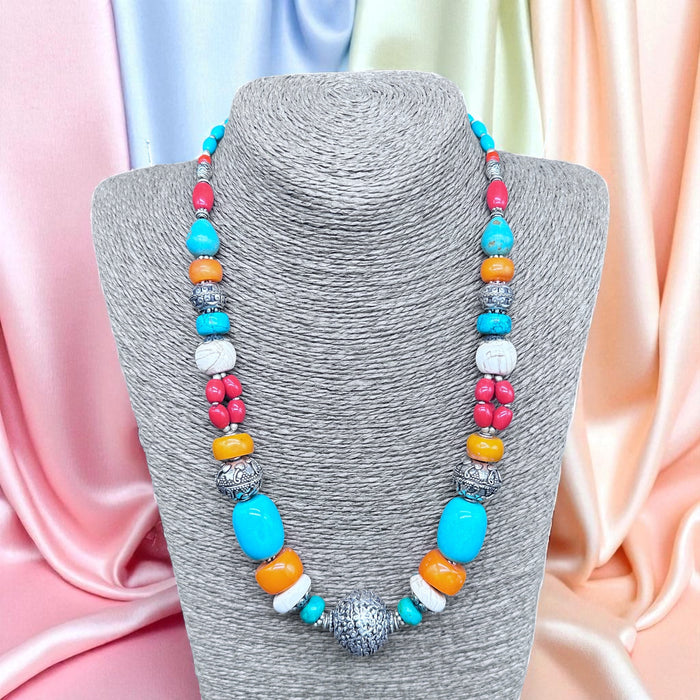 Collana tibetana con vari Pietri