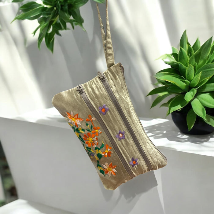 Borsata di sari nepalese