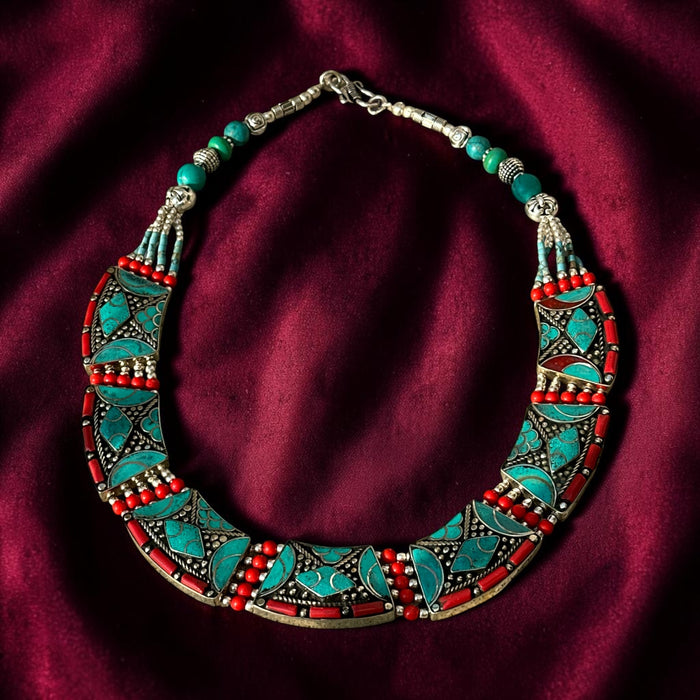 Collana tibetana a Giracolla con vari Pietri