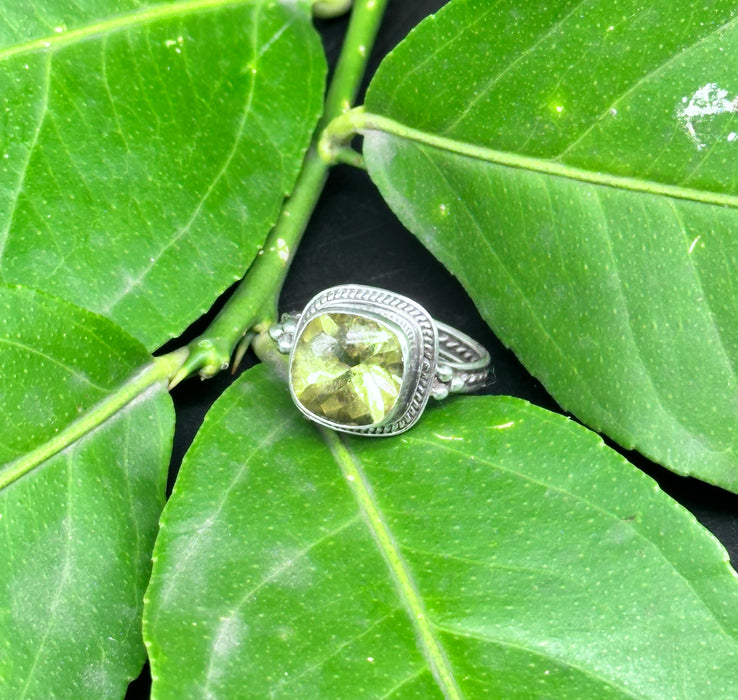 Tibetan Ring with Green Amethyst