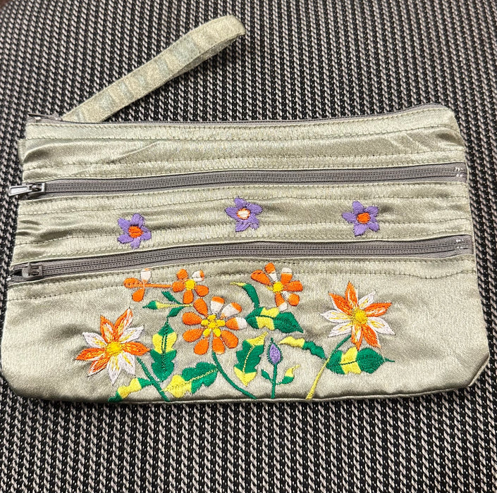 Borsata di sari nepalese