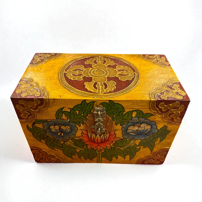 Scatola di legno a fiori di lotto