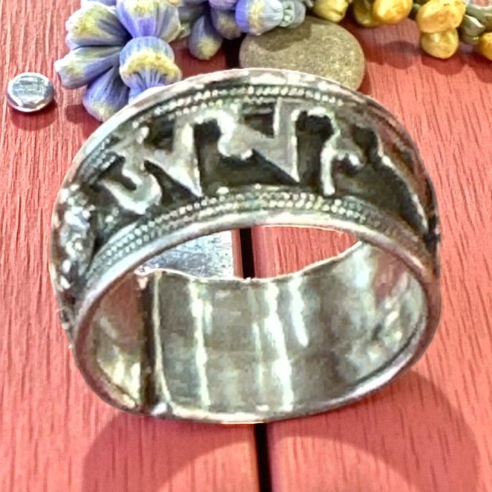 Anello con Om mani pedme hum (L)