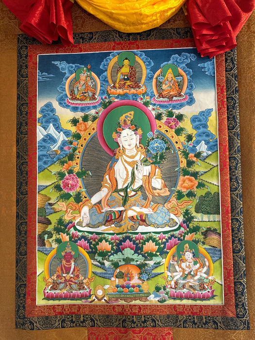 Thangka di Tara Bianco or Tsel Lha Nam Sum (Long Life Buddhas)