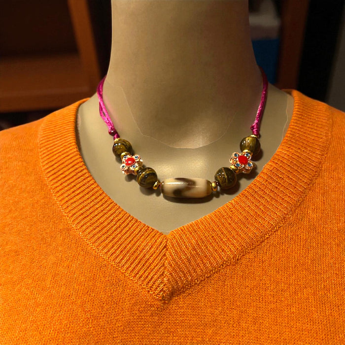 Dzi Tibetana a dente di Lione con Occhio di Tigre