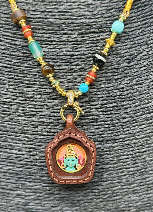 Amuleto a tara verde ( collana)