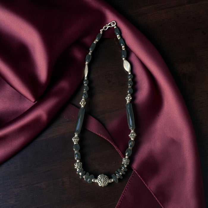Collana tibetana con onice  nero