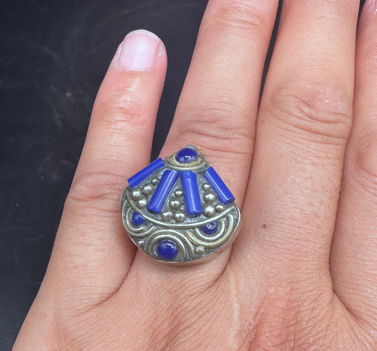 Anello tibetano con vari Pietri