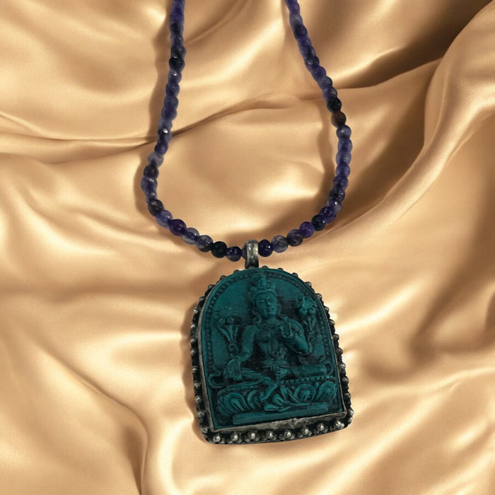 Collana Tibetana con tara verde e Amitista catena.