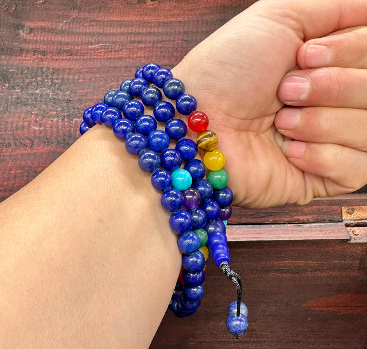 Mala 108 grani con l’ lapislazzuli e 7 chakra