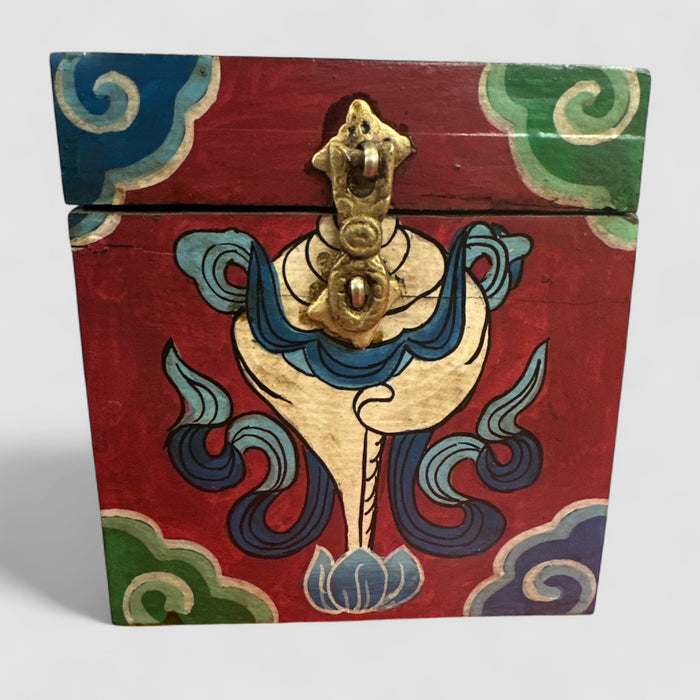 Scatola di legno a conchiglia