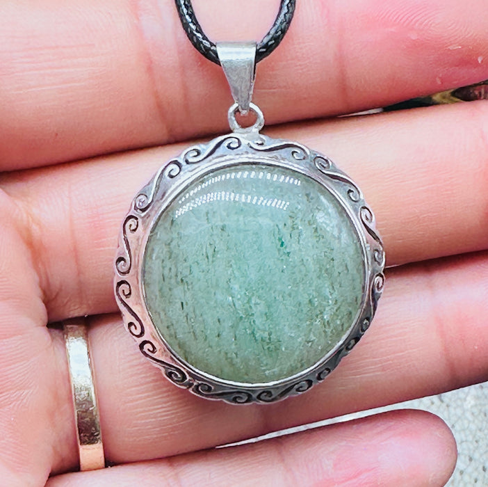 Aquamarine pendant