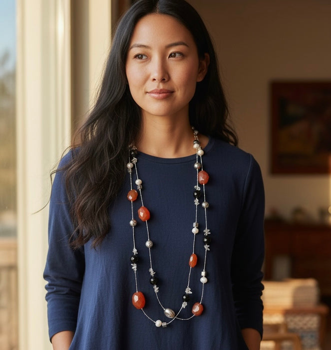 Tibetan necklace with carnelian and 925 silver