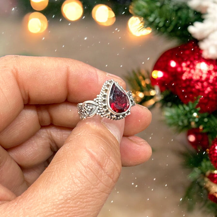 Anello argento con granato