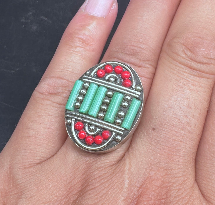 Anello tibetano con vari Pietri