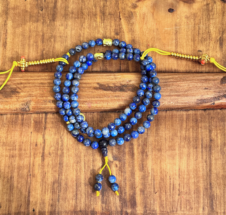 Mala in lapislazuli con pendente Buddha