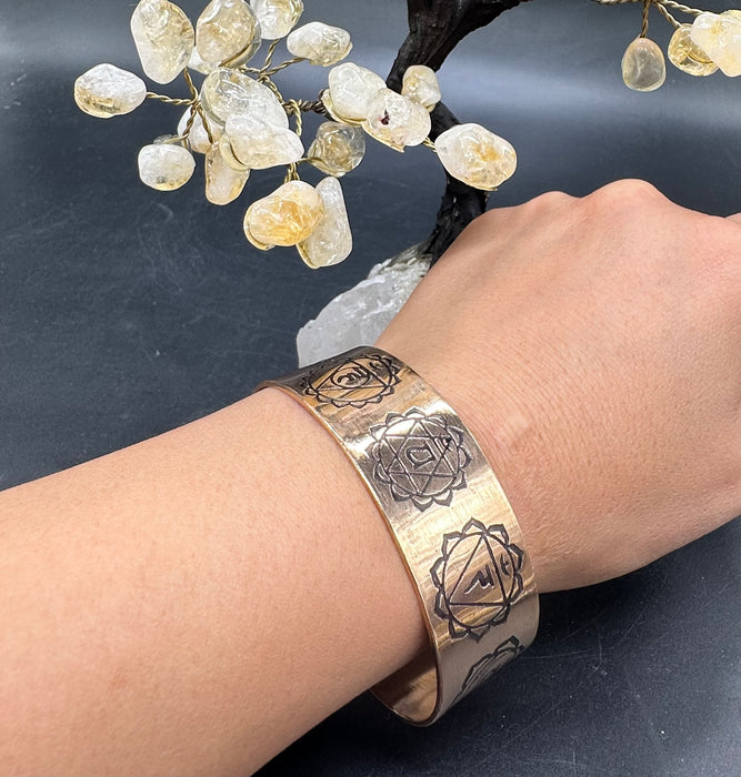 Bracciale di rame disegnato 7 chakra