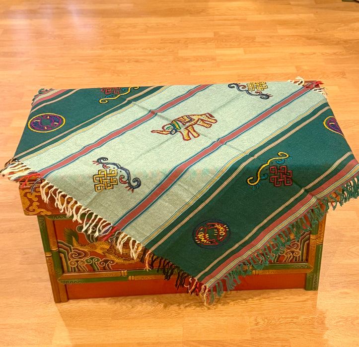 Tovaglia tibetana con ricamo di simboli buddisti