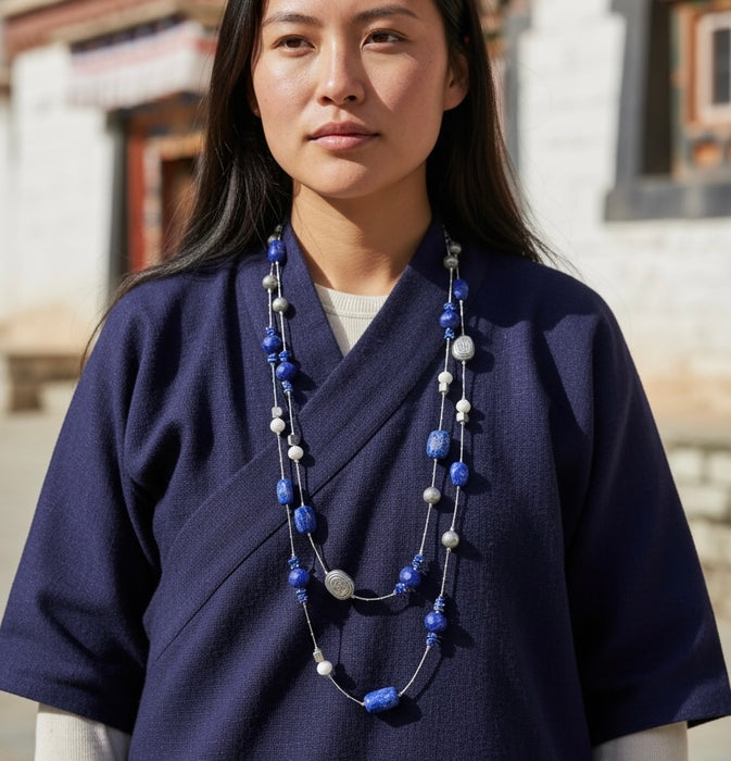 Tibetan lapis lazuli and 925 silver necklace