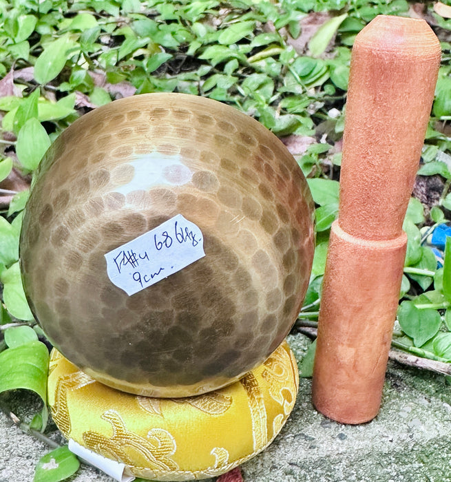 Campana tibetana martellata nota Fa#4 686hz