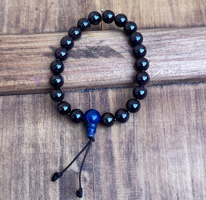 Bracciale di Granato con Custodia di Seta