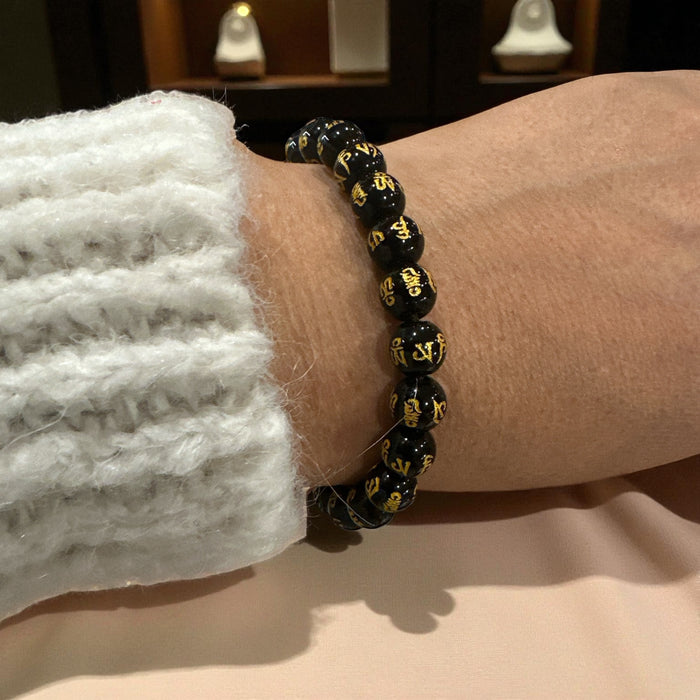 Bracciale tibetano con Onice scritta preghiera (OM MANI PEDME HUM)