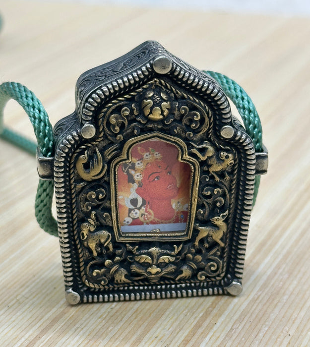 Gau tibetano con Vajrayogani