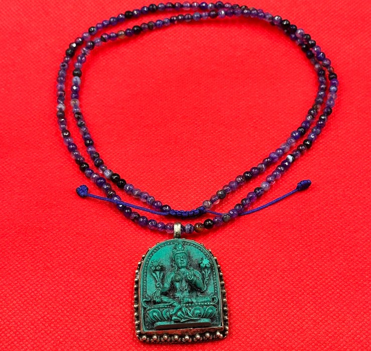 Collana Tibetana con tara verde e Amitista catena.