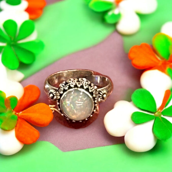 Anello con opale