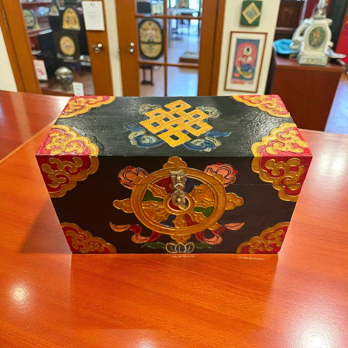 Dharmachakra trunk
