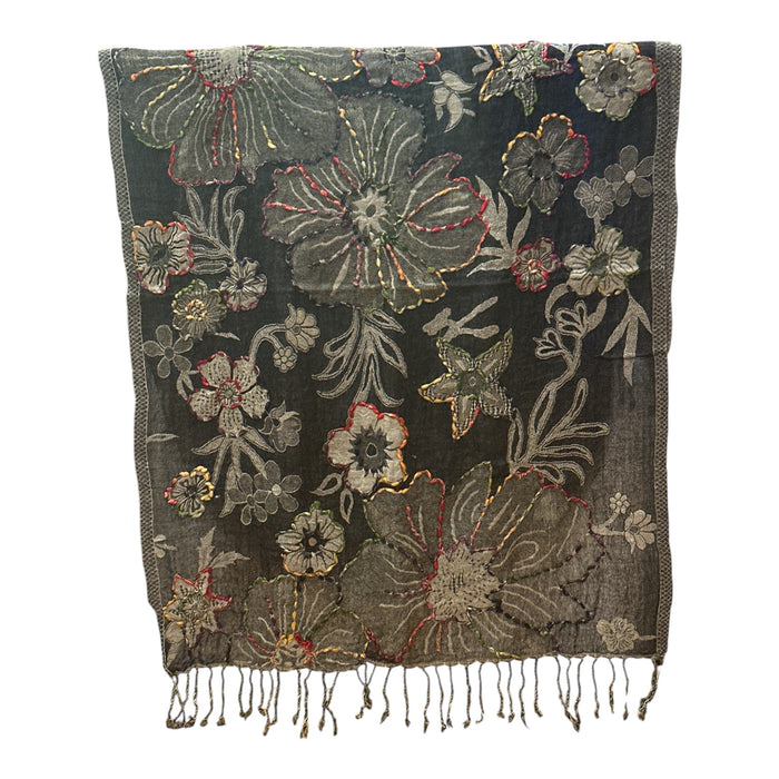 Sciarpa di lana ricamata