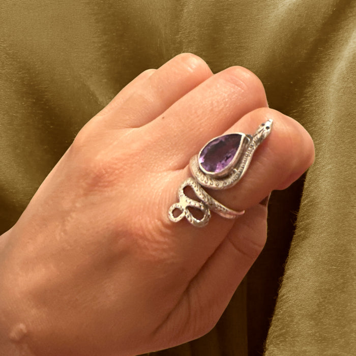 Anello Amitista con serpente