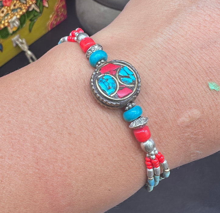 Bracciale tibetano con vari Pietri