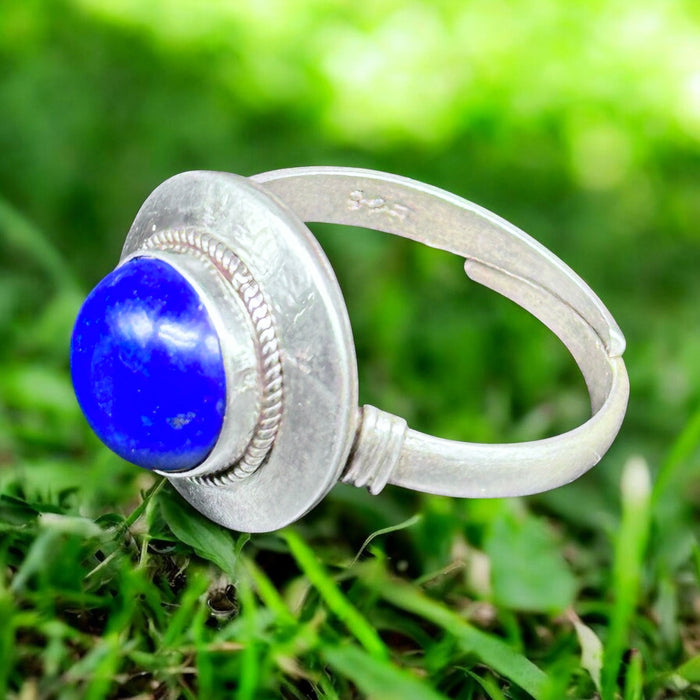 Tibetan ring with Lapis Lazuli