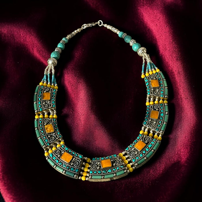 Collana tibetana a girocollo