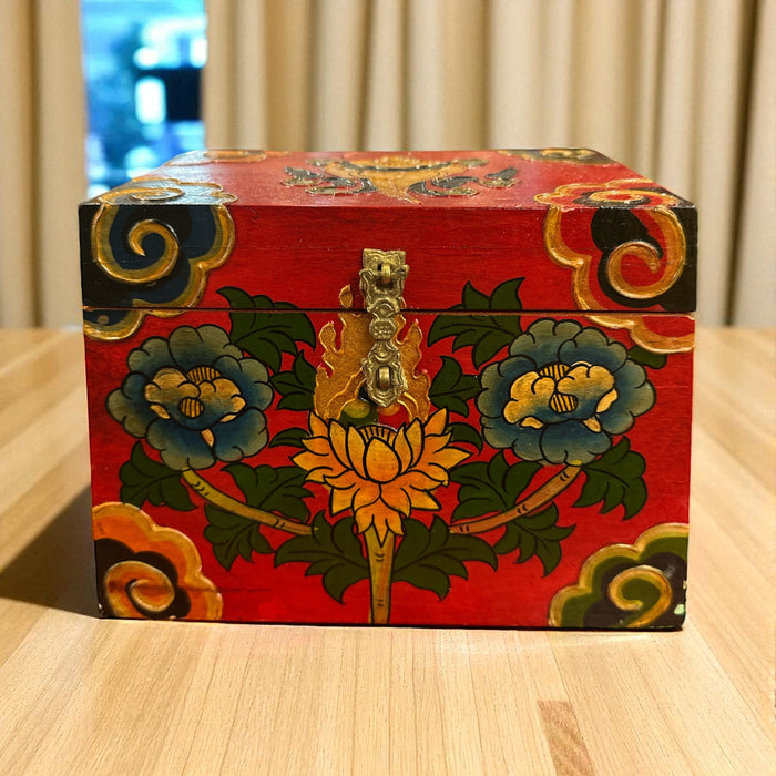 baule tibetane a fiori di lotto e conchiglia (forma trapezoid)